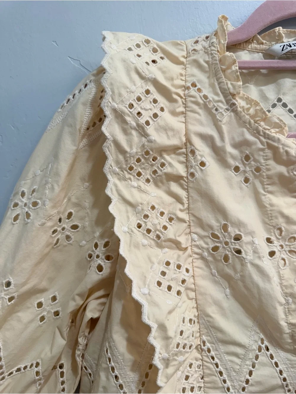 Zara Cream Eyelet Lace Ruffle Blouse Small - Romantic Cottagecore Button Up Top